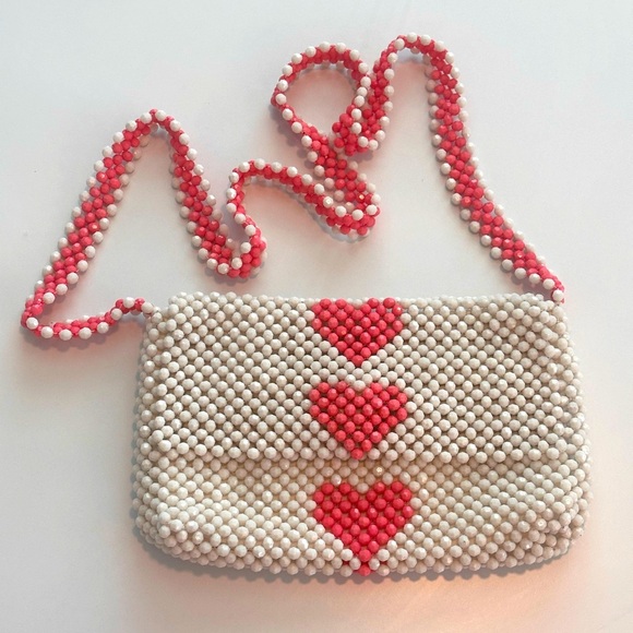Isaac Mizrahi Handbags - Isaac Mizrahi Beaded Heart Purse